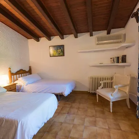 Cuixach - Stone Mallorcan In Holiday home Pollenca