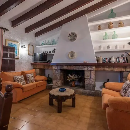 Cuixach - Stone Mallorcan In Holiday home *